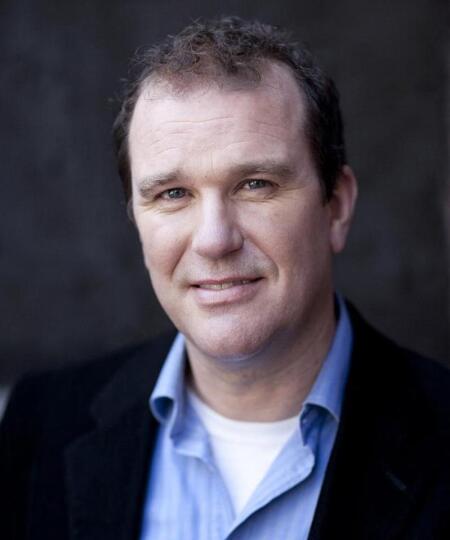 Douglas Hodge