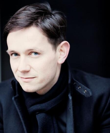 Iestyn Davies