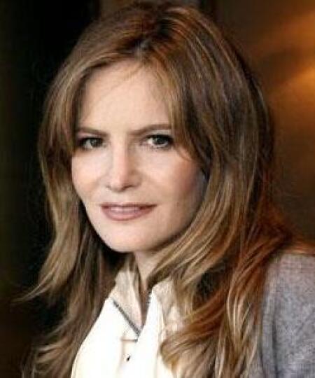 Jennifer Jason Leigh