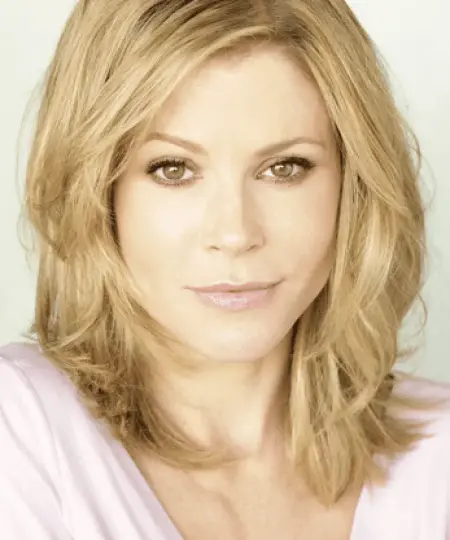 Julie Bowen