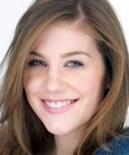 Laura Dreyfuss