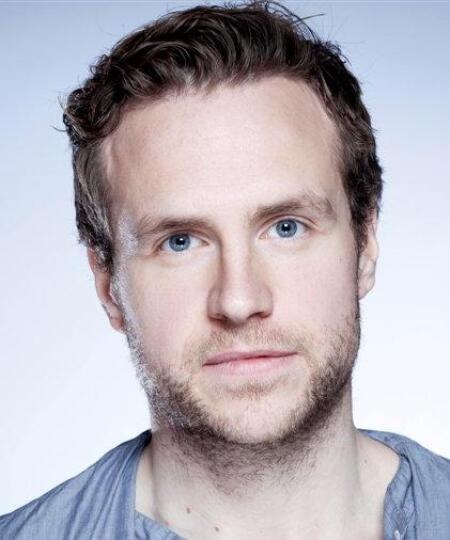 Rafe Spall