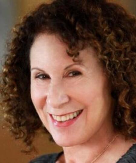 Rhea Perlman