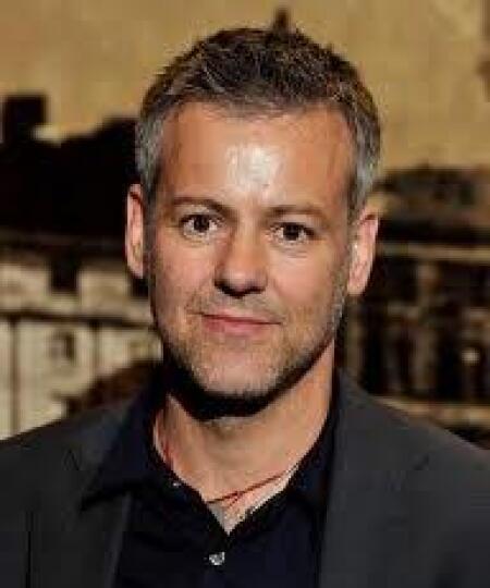 Rupert Graves