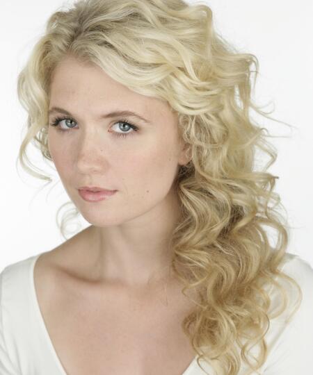 Scarlett Strallen