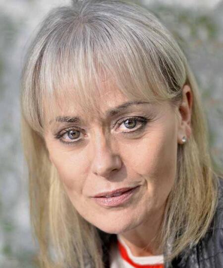 Tracie Bennett